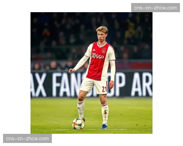 官方：荷兰球星弗伦基·德容与巴塞罗那完成续约至2030年